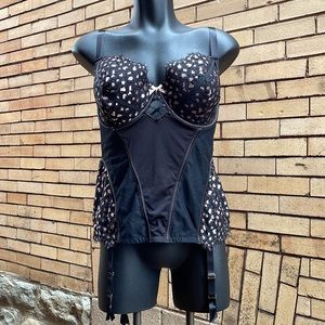 NWT Cacique pink black Lace Mesh Corset Bustier Lingerie Size 42DD
